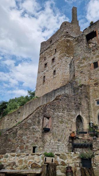 Burg Hermannstein - Queens Room Wetzlar Ngoại thất bức ảnh